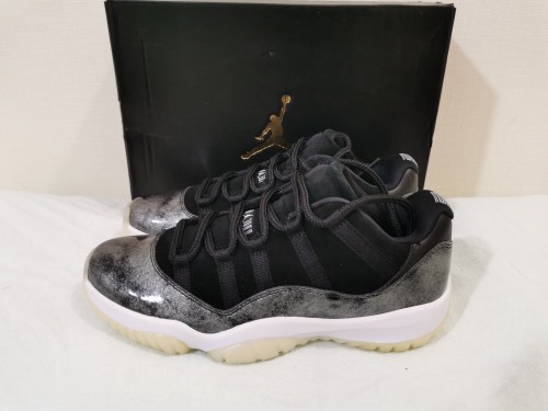 Air Jordan 11 Low Barons