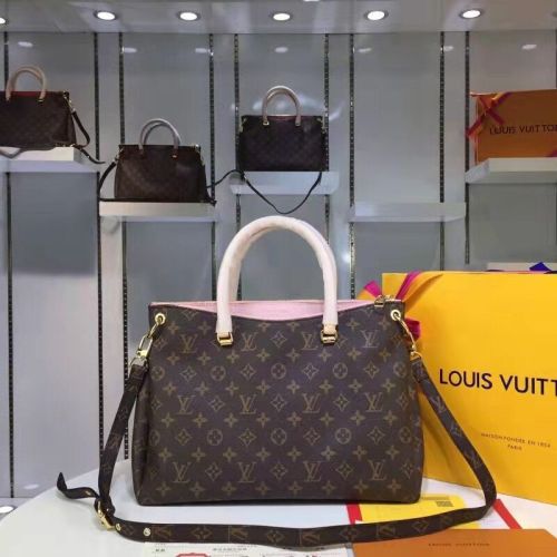 Luis Vuitton Handbags 101