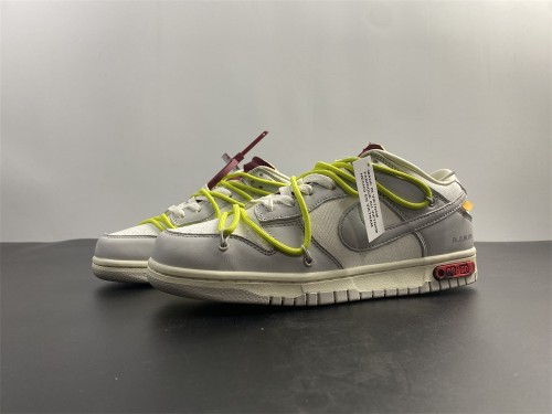 Off-White x Nike Dunk Low  08 of 50  OW Green lace