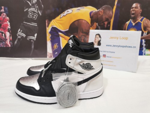Air Jordan 1 High OG WMNS “Silver Toe”