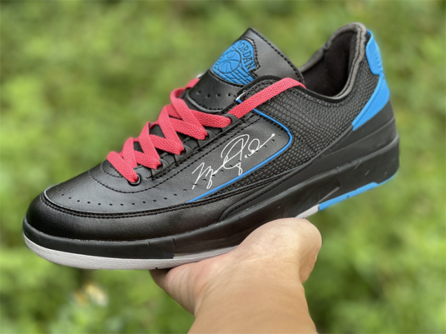 OFF-WHITE x Air Jordan 2 Low black & blue
