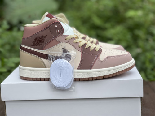 Air Jordan 1 Mid “Brown/Pink”