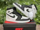 Air Jordan 1 Retro High white & grey 