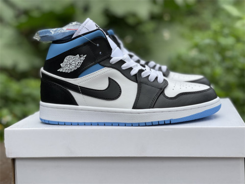 Air Jordan 1 Mid Royal Blue 
