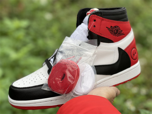 Travis Scott x Air Jordan 1 union Black Toe 