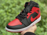 Air Jordan 1 Mid bred
