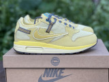 Travis Scott x Nike Air Max 1 yellow 