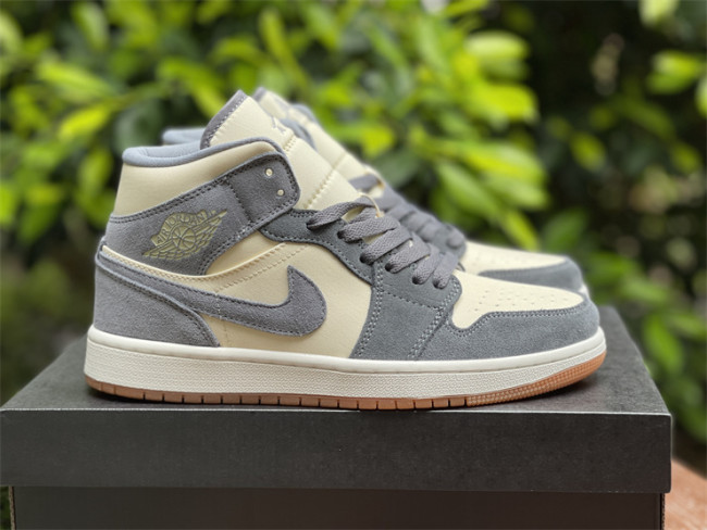 Air Jordan 1 Mid white & grey 