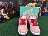 Nike SB Dunk Shoes pink 