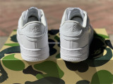 Solebox x BAPE union 012