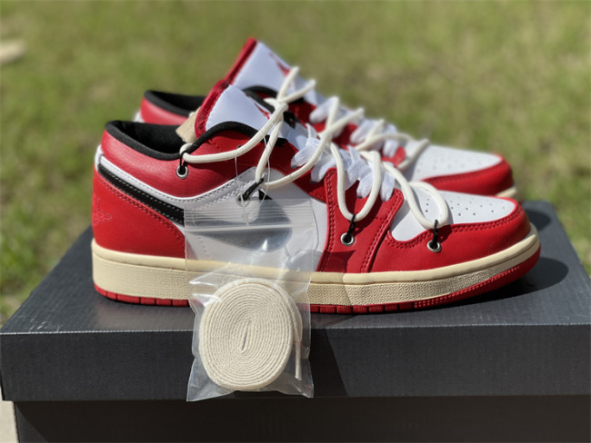 Air Jordan 1 Low Chicago White & Red 