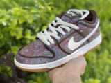 Nike SB Dunk Low  Brown Paisley  