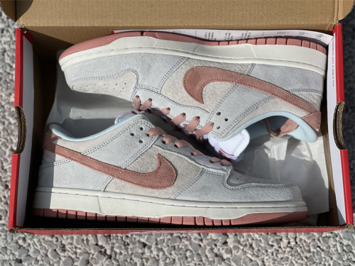  Nike Dunk Low Fossil Rose