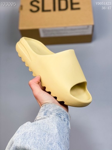 Yeezy Flip Flop 016