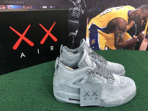 KAWS x Air Jordan 4 “Cool Grey”