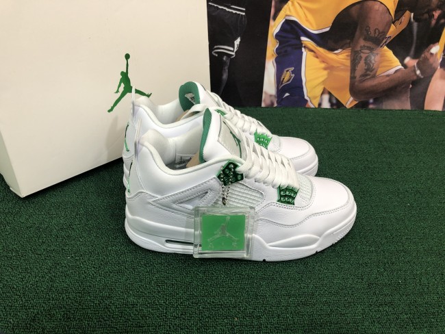 A J 4 Pine Green