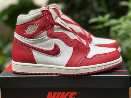 Air Jordan 1 High OG “Chenille” 