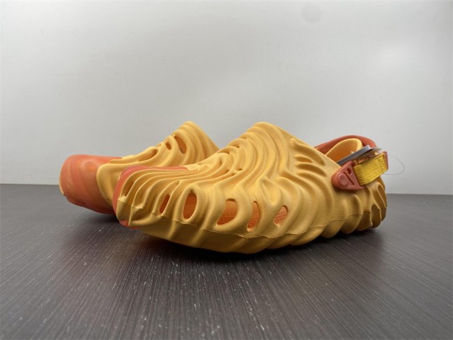Salehe Bembury × CrocsPollex Clog Cucumber 002