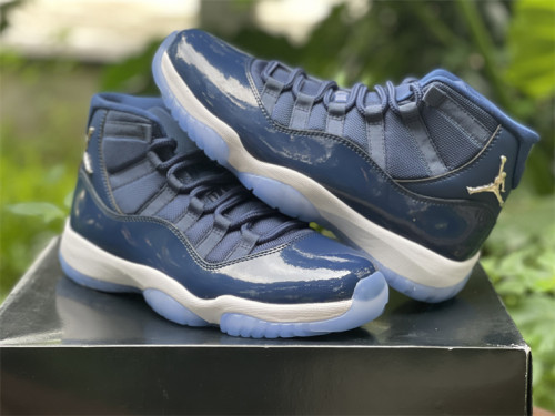 Air Jordan 11 Retro Patent Midnight Blue
