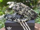 Yeezy Flip Flop 023