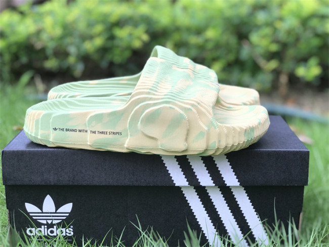Yeezy Flip Flop 021