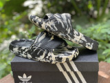 Yeezy Flip Flop 023