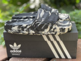 Yeezy Flip Flop 023
