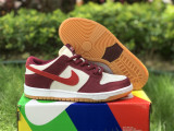 Nike Dunk Low wine red 