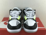  Nike Dunk Low Scrap