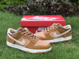 NIKE SB DUNK LOW  TEDDY BEAR 