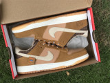 NIKE SB DUNK LOW  TEDDY BEAR 