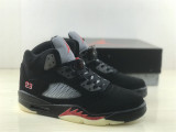 Air Jordan 5 Gore-Tex “Off-Noir” small Supreme