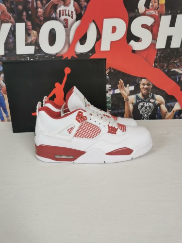 Air Jordan 4 “Alternate 89”