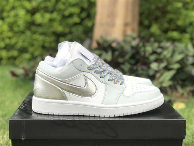 Air Jordan 1 Low white & Silver 