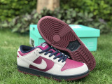 Nike SB Dunk Low Bordeaux 
