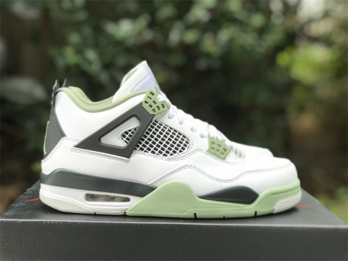 Air Jordan 4 WMNS “Seafoam”