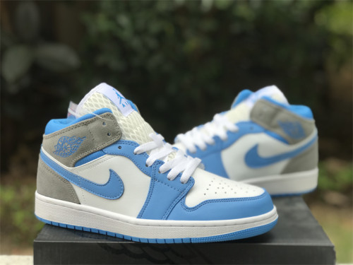 Air Jordan 1 Mid “University Blue”