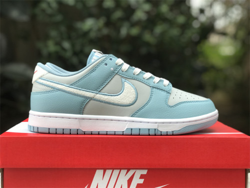 Nike Dunk Low SE white grey & blue