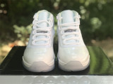 Air Jordan 11 full white 