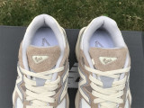 New Balance 9060 brown & white 