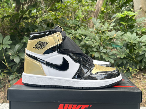  Air Jordan 1 Retro High Gold Top 3 