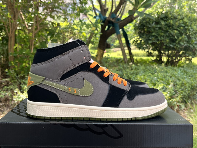  Air Jordan 1 Mid SE Craft 