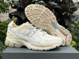  New Balance 1906R white & beige 
