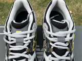New Balance 1906R grey & yellow