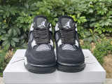 Air Jordan 4 “White Thunder”