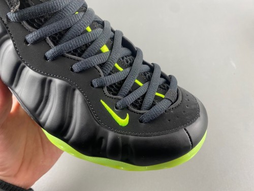 Nike Air Foamposite One “Volt”