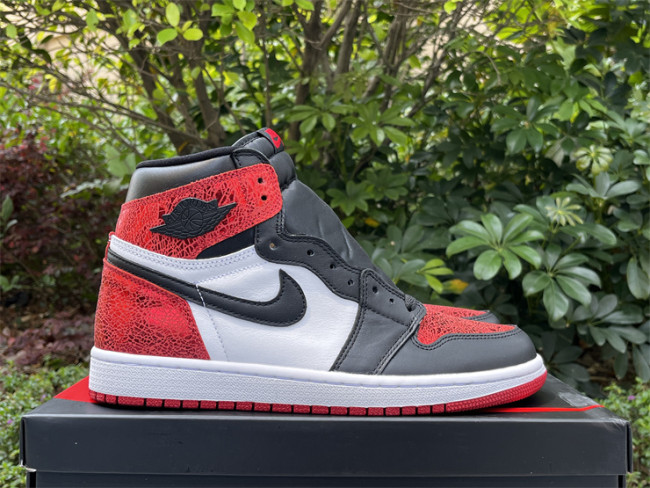 Air Jordan 1 High OG  Ruby”