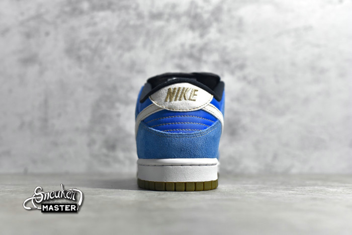 NIKE DUNK SB LOW STREET FIGHTER CHUN LI BLUE/BLUE/WHITE 304292-405