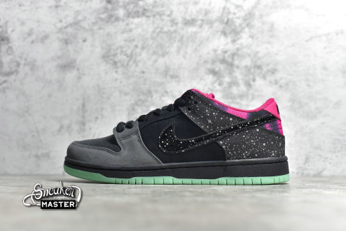 NIKE DUNK SB LOW PREMIER NORTHERN LIGHTS BLACK/PINK/GREEN 724183-063