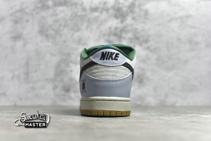 NIKE DUNK SB LOW MAPLE LEAF CENTRAL PARK DOVE GREY/GORGE GREEN/BLACK 313170-021